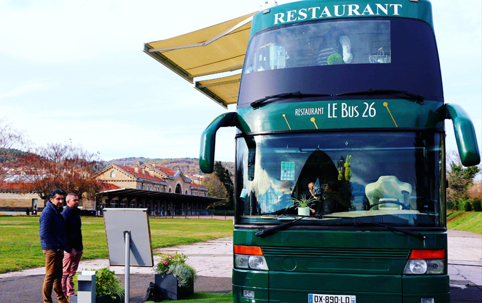 bus 26 web