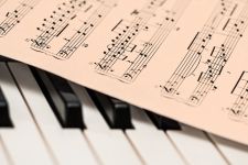 Logo de CENTRE AUVERGNE MUSIQUE EQUITABLE Logo de CENTRE AUVERGNE MUSIQUE EQUITABLE
